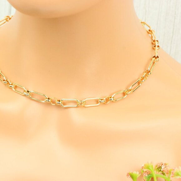 "Minimalist & Elegant Necklace Chain – Perfect for Women & Girls | UNVRC1564 - Picture 10 of 10